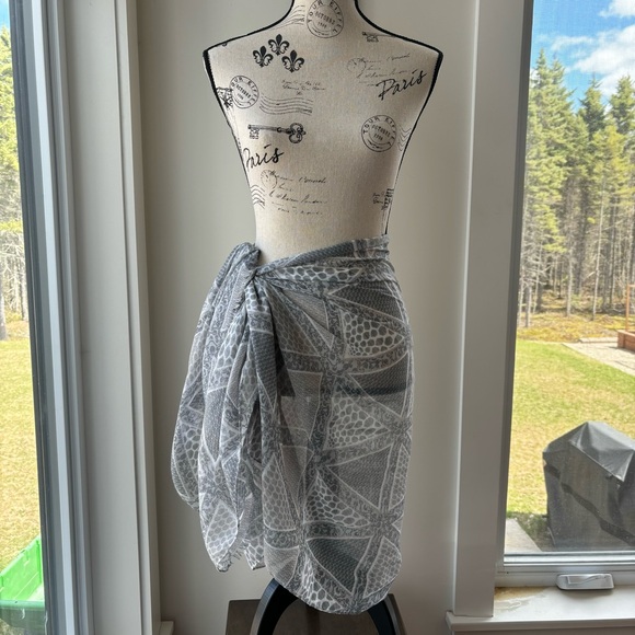 Beach Coverup Sarong Skirt Shawl Scarf - Picture 1 of 5